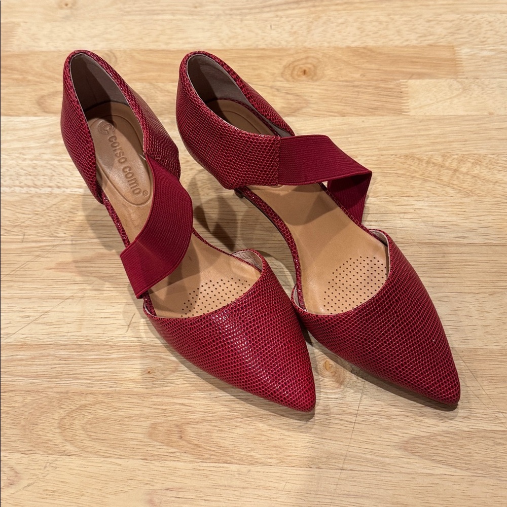 Corso Como Women's Textured Red Heels size 6